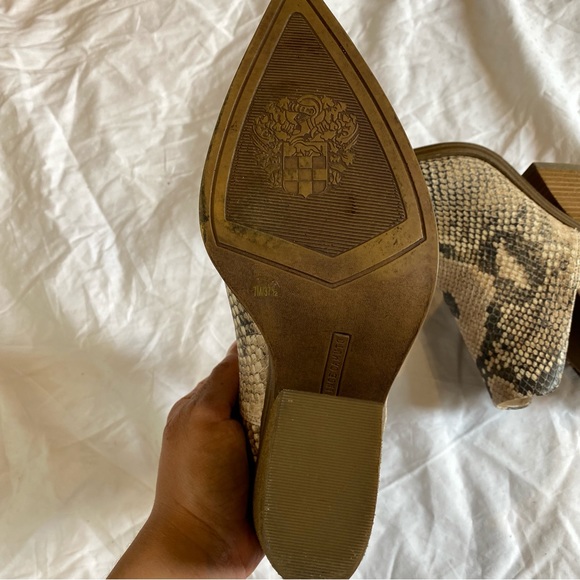 Vince Camuto leather snake print ankle booties US 7 - Picture 5 of 10